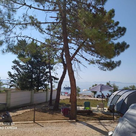 Apartmani Ana Vir Exterior foto